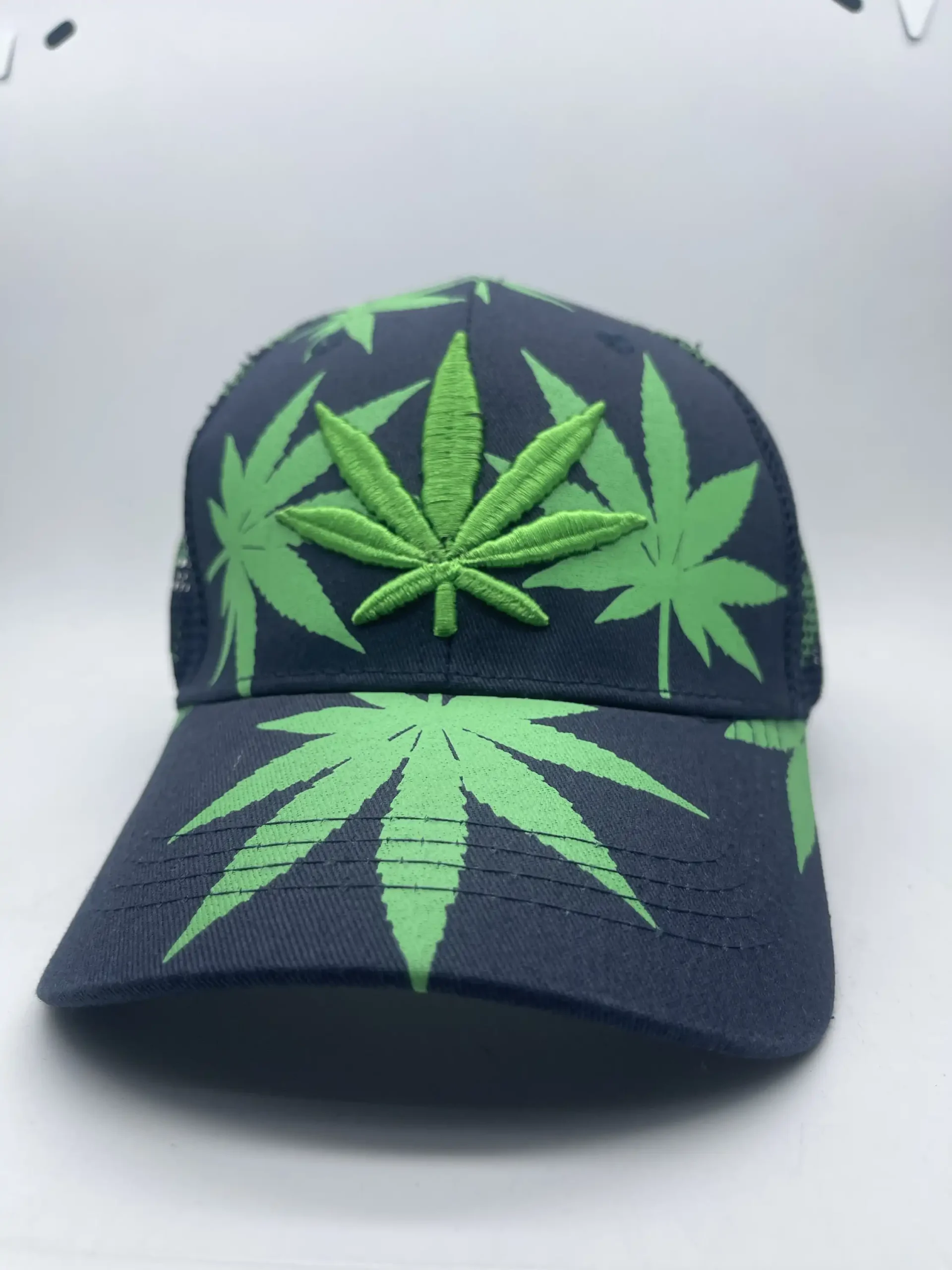 Premium Men’s Stylish Cap – Perfect Fit & Timeless Design - Image 2