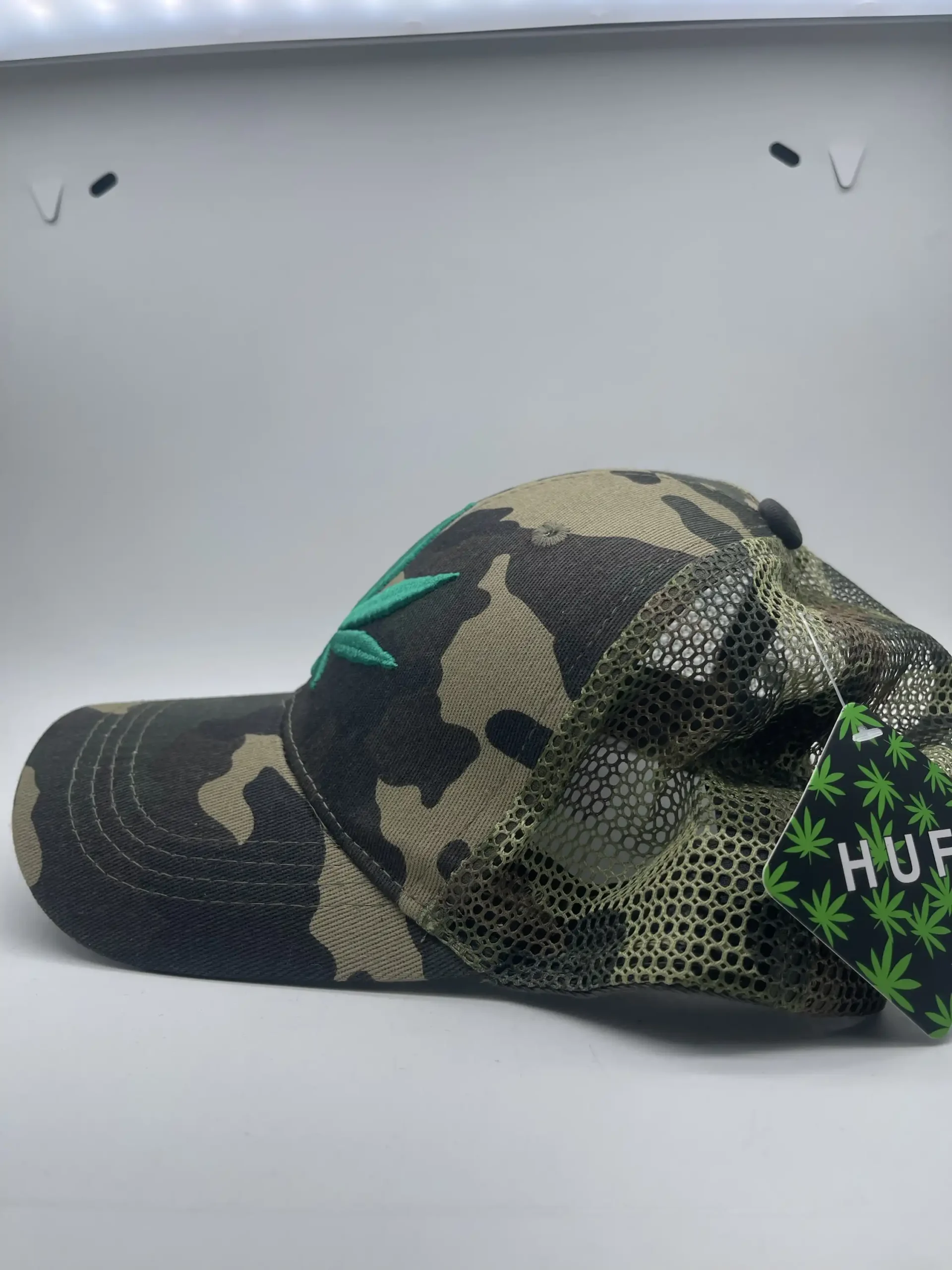 Premium Men’s Stylish Cap – Perfect Fit & Timeless Design